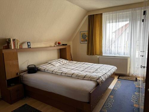 Dachgeschoss_Zimmer - 