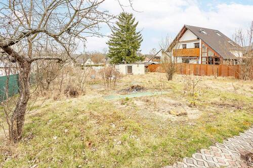 Gesamtansicht - Grundstück mit 492 m² in Hanglage und 2. Reihe am Falkenberg