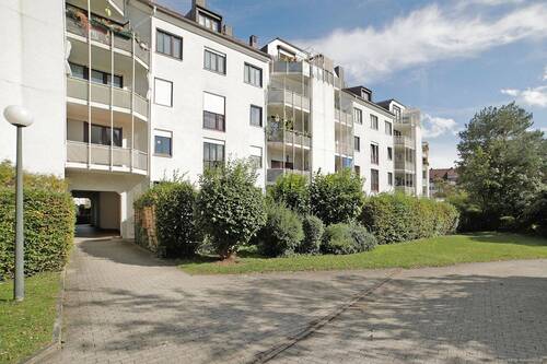 gepflegter Innenhof - 