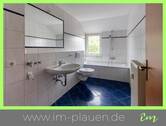 Badezimmer - vermietete ETW in Plauen - Bad mit BW und Fenster - Seehausgebiet