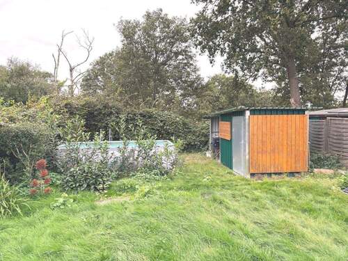 ....Blick in den Garten - Einfamilienhaus mit 96,00 m² in Mönchengladbach zum Kaufen