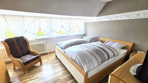 Zimmer im Obergeschoss - 