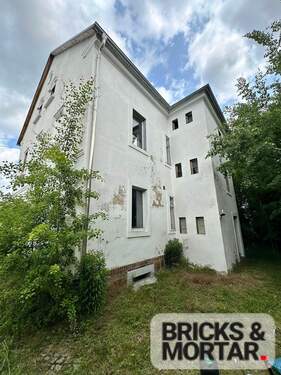 Hofansicht - 1 Zimmer Mehrfamilienhaus, Wohnhaus in Pulsnitz