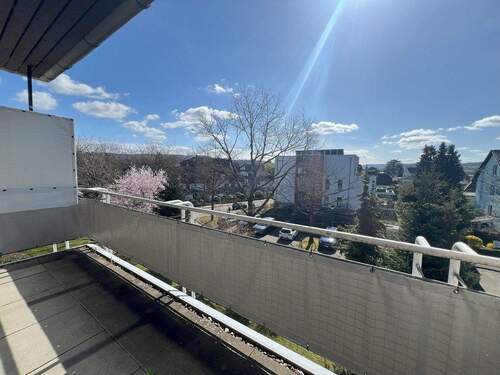 Balkon und Aussicht - 