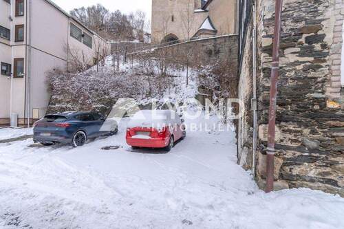 Parkplätze hinter dem Haus - 