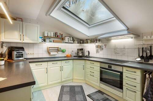 Küche - 9 Zimmer Mehrfamilienhaus, Wohnhaus in Grünheide (Mark)