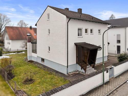 Straßenansicht Nordost - 