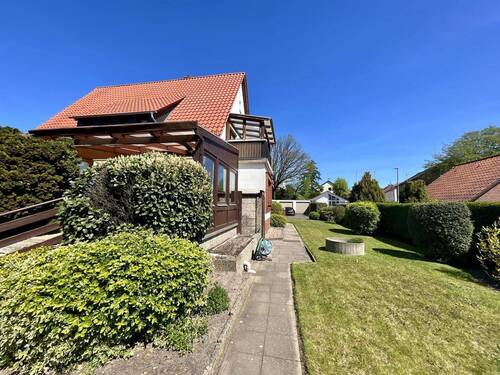 Blick aus dem Garten - 6 Zimmer Einfamilienhaus zum Kaufen in Wedemark