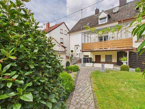 Garten mit Rückansicht - 