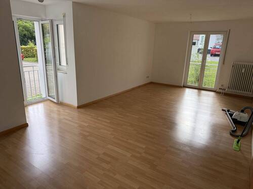 Wohnzimmer - 3 Zimmer Etagenwohnung in Denzlingen