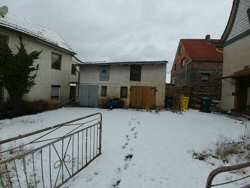 Garagen-/ Nebengebäude - 