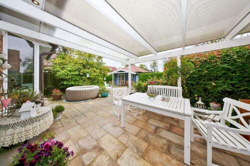 Gemütlicher Sitzplatz auf der Terrasse - 