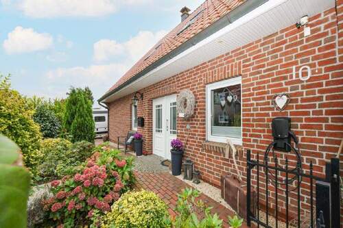 Außenansicht - 5 Zimmer Einfamilienhaus in Schortens-Sillenstede