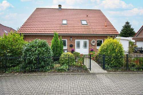 Außenansicht - Einfamilienhaus mit 177,10 m² in Schortens-Sillenstede zum Kaufen