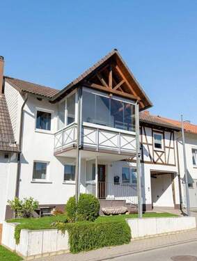 Aussenansicht - Ein Haus - Drei Profite: Selbst einziehen, teuer vermieten, Ausbau-Reserve nutzen