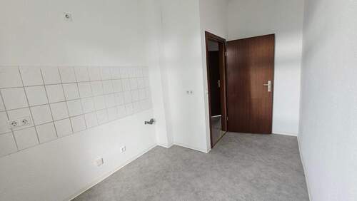 20250703_085116.jpg - 3 Zimmer Etagenwohnung zur Miete in Chemnitz