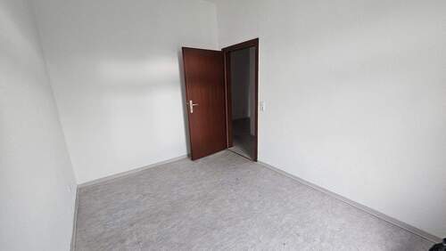 20250703_085030.jpg - 3 Zimmer Etagenwohnung in Chemnitz