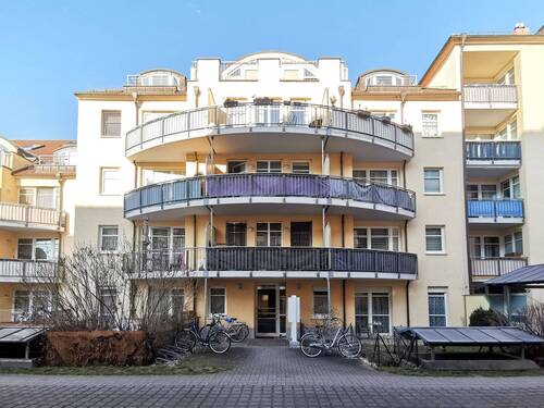 Hausansicht - 2 Zimmer Etagenwohnung zum Kaufen in Leipzig