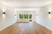 Wohnzimmer - Zeitlose Eleganz im kernsanierten Altbaujuwel