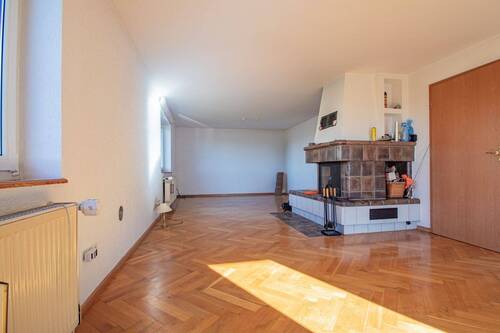 Wohnzimmer1 - Einfamilienhaus mit 135,00 m² in Waldshut-Tiengen zum Kaufen