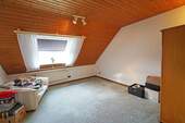 2. Schlafzimmer (Obergeschoss) - 