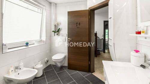 1. OG Badezimmer 2 - 