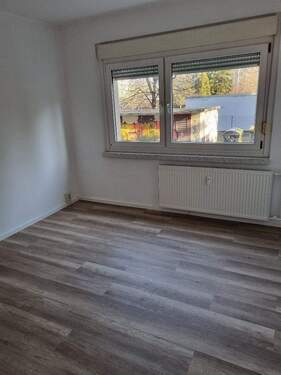 20251202_112807_resized.jpg - Etagenwohnung mit 39,30 m&sup2; in Chemnitz zur Miete