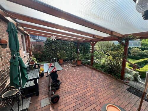 Überdachte Terrasse - 