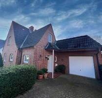 Charmantes Einfamilienhaus - 295.000,00&nbsp;EUR Kaufpreis, ca.&nbsp; 120,00&nbsp;m&sup2;&nbsp;Wohnfl&auml;che in Eutin (PLZ: 23701)