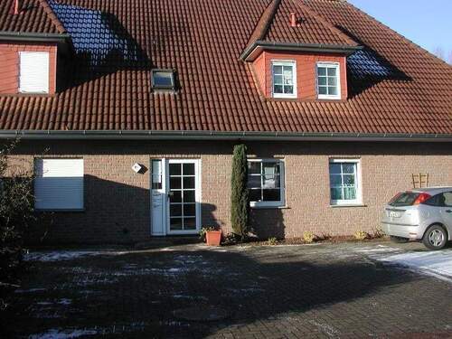 Aussenansicht - 3 Zimmer OG Wohnung - 650,00&nbsp;EUR Kaltmiete, ca.&nbsp; 77,00&nbsp;m&sup2;&nbsp;Wohnfl&auml;che