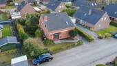 Bild 1 - Einfamilienhaus in Aurich - Sanierungsobjekt mit Garage, Terrasse und Balkon