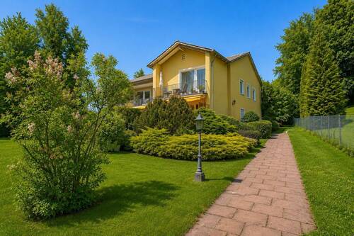 Ruhe und Natur - STARNBERG: PERFEKTE SINGLEWOHNUNG IN WOHLFÜHLLAGE AM GRÜNEN STADTRAND!