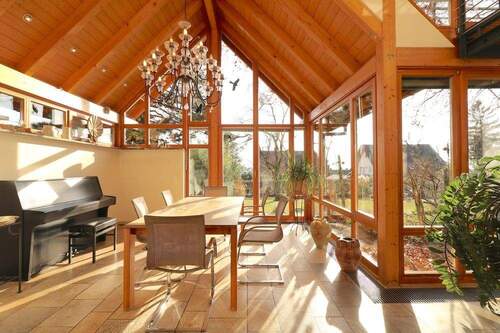 Wintergarten - Einfamilienhaus mit 278,00 m&sup2; in Markdorf zum Kaufen