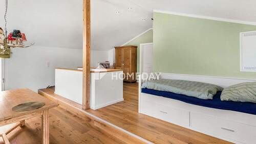 1. OG Wohnzimmer 2 - 