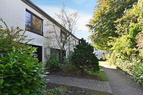 Außenansicht - 4 Zimmer Reihenmittelhaus zum Kaufen in Essen