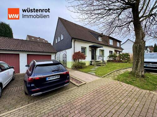 Ansicht - 5 Zimmer Doppelhaushälfte zum Kaufen in Essen