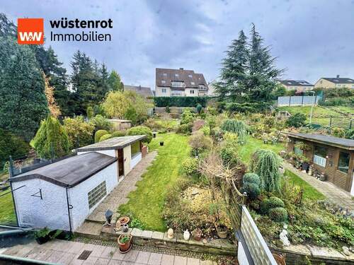 Ansicht Außenanlage Ostausrichtung - 5 Zimmer Doppelhaushälfte in Essen