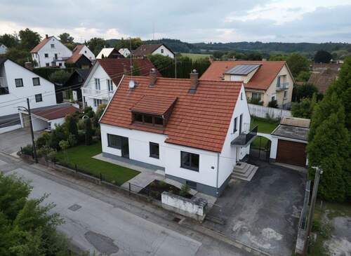 Frontansicht - (KI generiert) - 