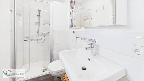 Gäste-WC - 5 Zimmer Einfamilienhaus in Perl / Tettingen-Butzdorf