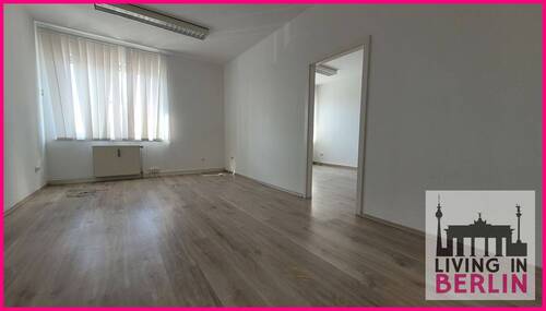 weiteres Durchgangsbüro - 