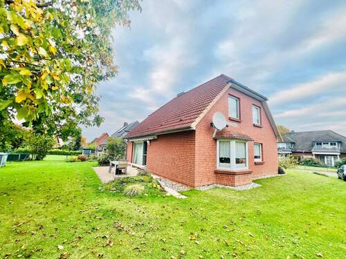 Grünfläche - 4 Zimmer Einfamilienhaus in Stralendorf