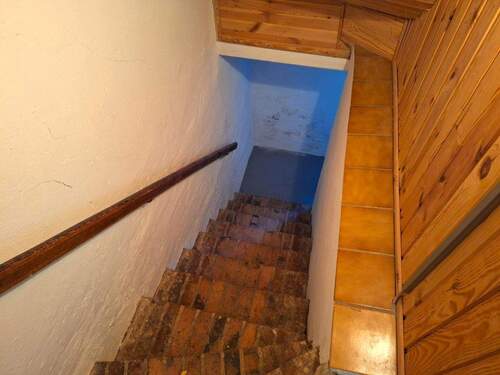 19 Kellertreppe.jpg - 