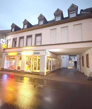 Richtstraße 1. Obergeschoss - Frei ab sofort 2-Zimmer-Wohnung im 1. Obergeschoss Einbauküche Ohne Balkon Ohne PKW-Stellplatz