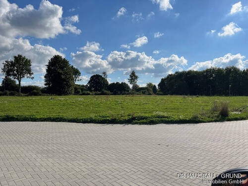 Hier könnte Ihr Grundstück sein! - 5 Zimmer Einfamilienhaus zum Kaufen in Taarstedt