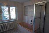 Badewanne u. Dusche - 