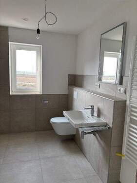 .. tolles Badezimmer ! - 