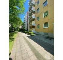Sanierte 3-Zimmer-Wohnung mit Balkon im Plevierpark - München Ramersdorf-Perlach