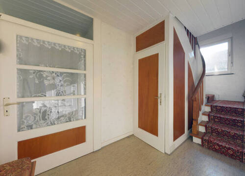 Diele EG - 6 Zimmer Einfamilienhaus in Solms