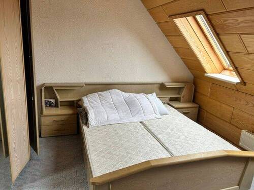 0122645e-01cf-40d9-bb84-a3f10af151c4.jpg - 