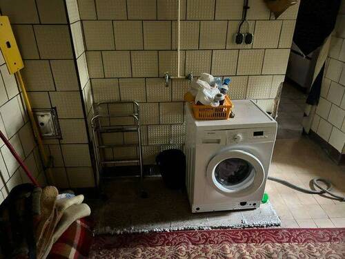 77645972-5c1e-4f1f-84e2-ed5f65c138b4.jpg - 